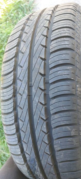 Roata Opel pe 15 , cauciuc în stare perfecta