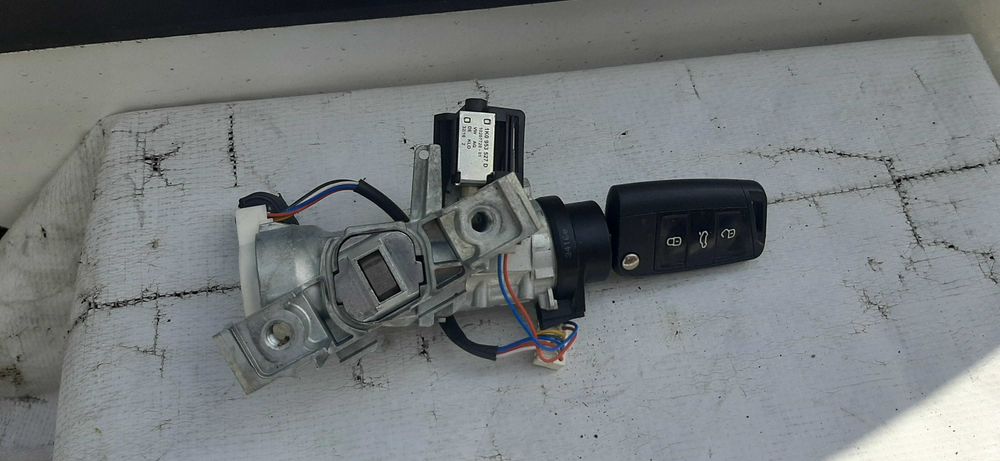 контактен ключ за голф 7