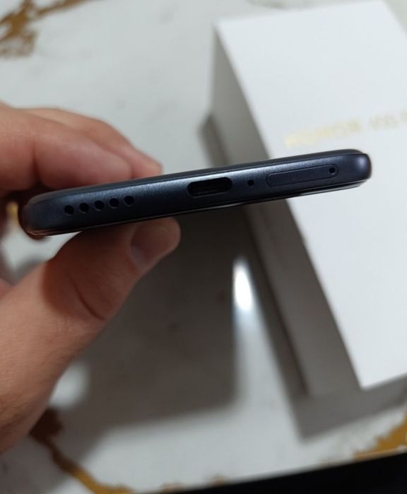 Honor 400pro 12/512gb li full kamplekt xamma narsasi bor