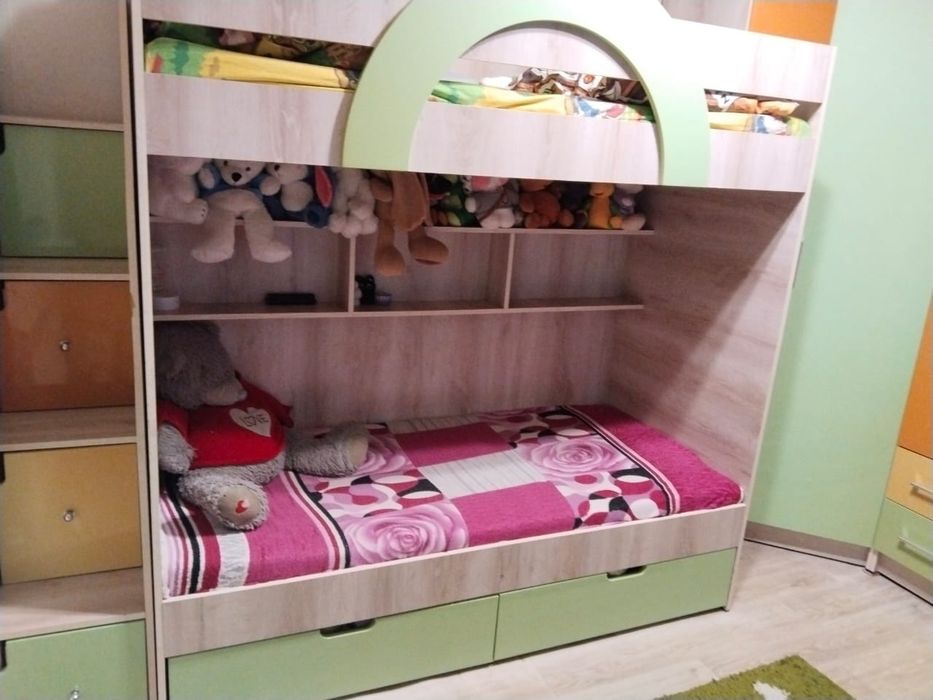 Продам двухярустную кровать