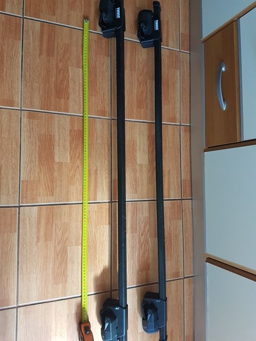Pentru auto cu bare pe plafon 1m intre ele +/-  Thule bare portbagaj