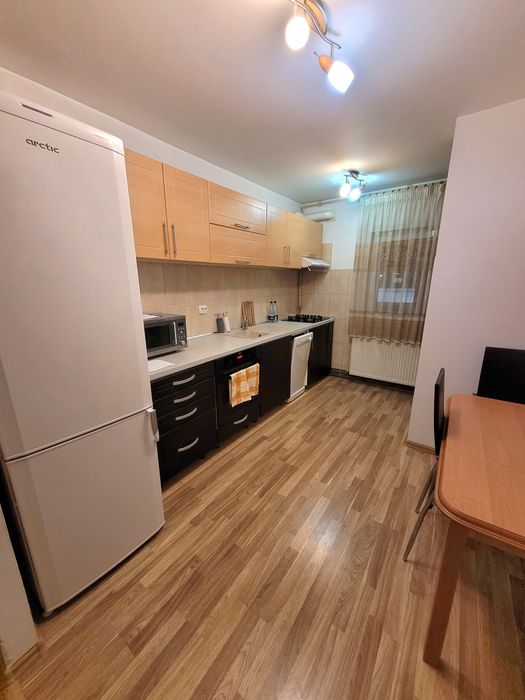 Închiriez pe termen lung apartament, 3 camere | Manastur