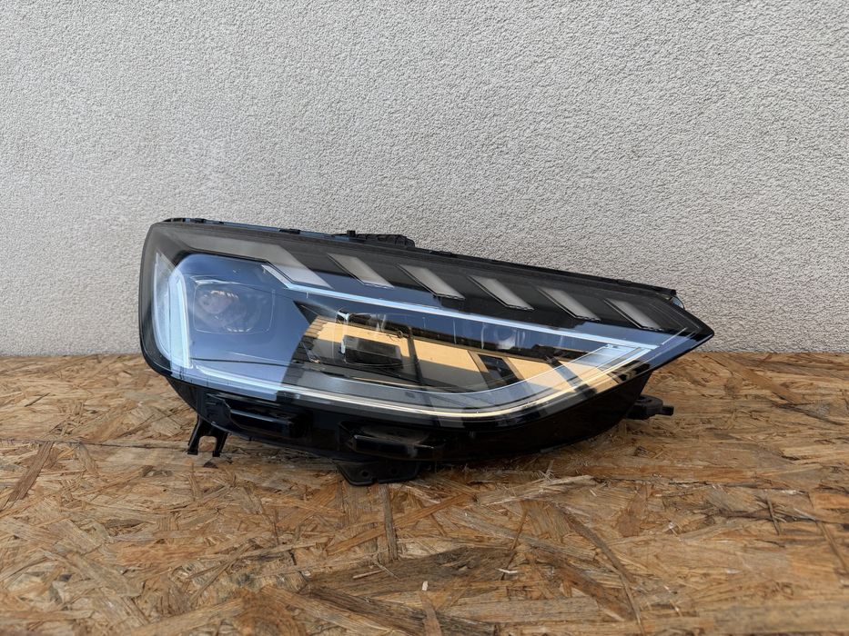 Far dreapta Audi A4 B9 8W Facelift Full LED Original Europa