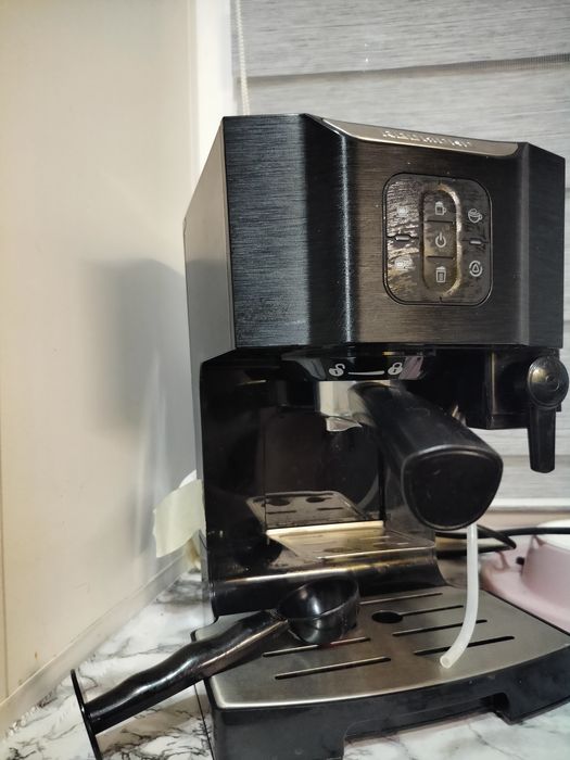 Продам кофеварку