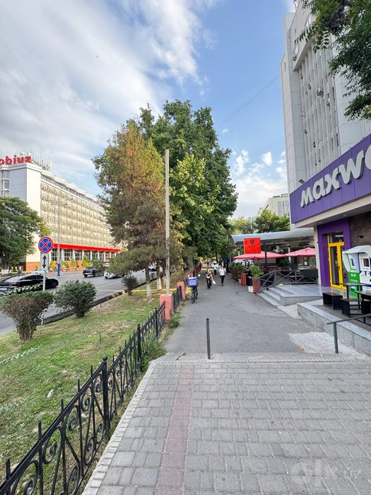 Аренда 500кв офиса в Юнусабад на Ц-4 Ул Амира Тимура Ор Алайский базар