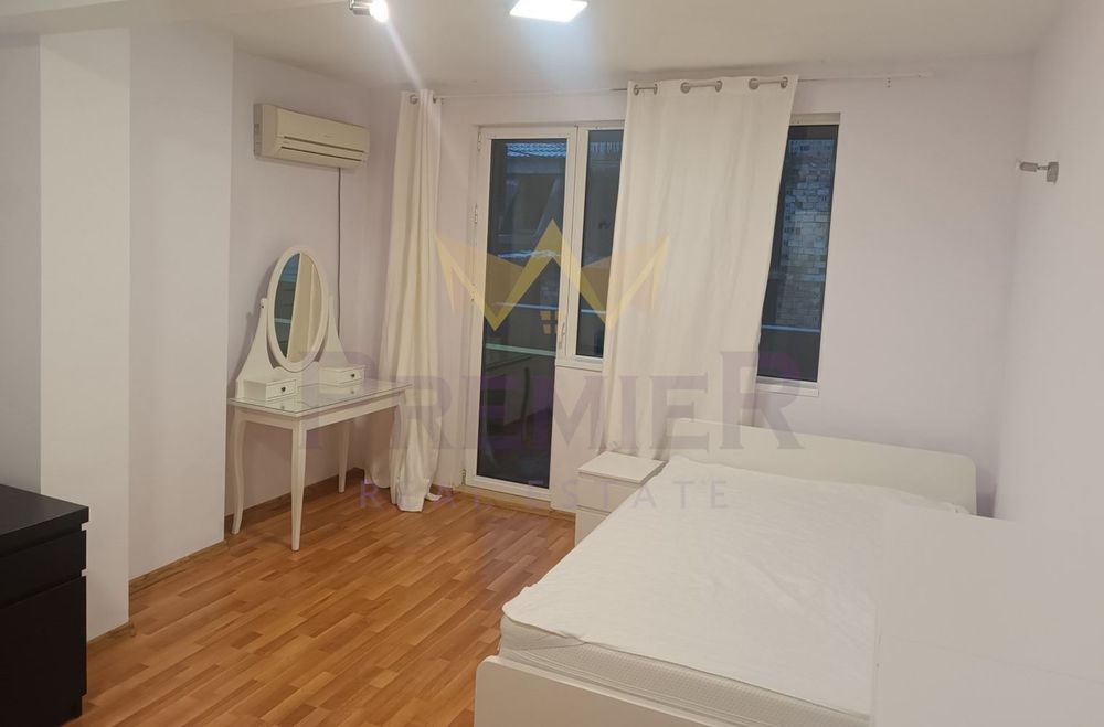 Продава се Тристаен апартамент в Варна, Операта - 100 кв.м за 1071 €/кв.м - Снимка #10