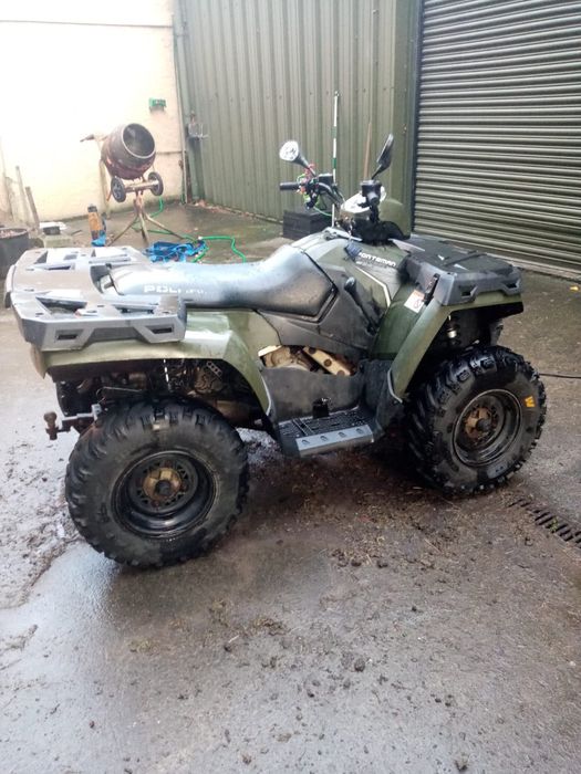 Vând ATV Polaris 500 Sportman