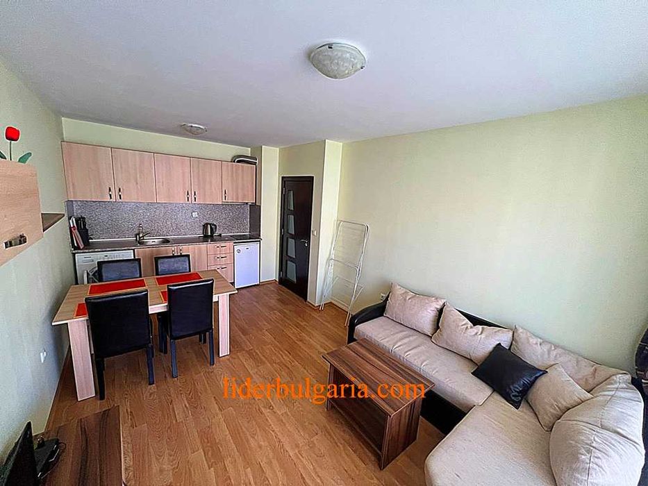 Продава се Двустаен апартамент в к.к. Елените - 53 кв.м за 1133 €/кв.м - Снимка #1