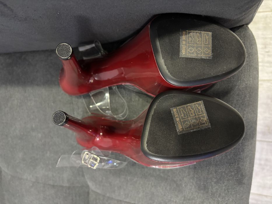 Високи обувки за pole dance