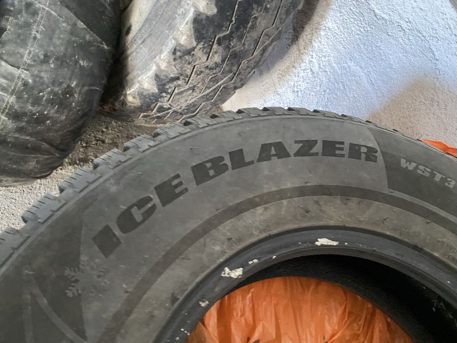 Шины на красовер и бус