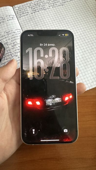 Айфон 14 сатылады срочно