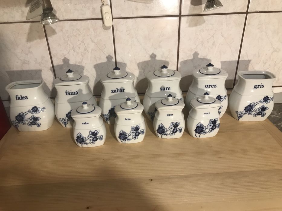 Set de condimente fabricate la Cluj Napoca