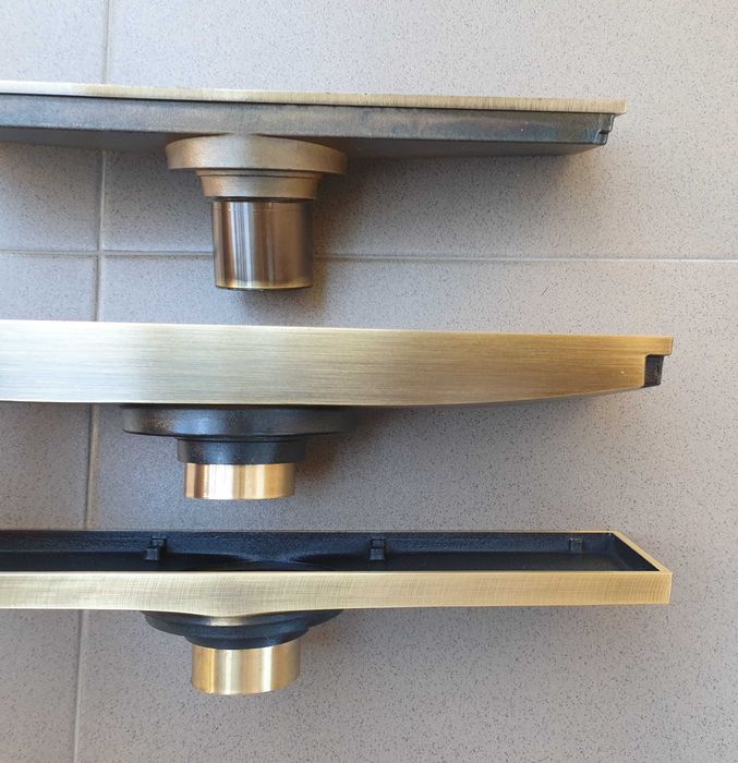 Rigola pardoseala baie, dus, alama, auriu antic