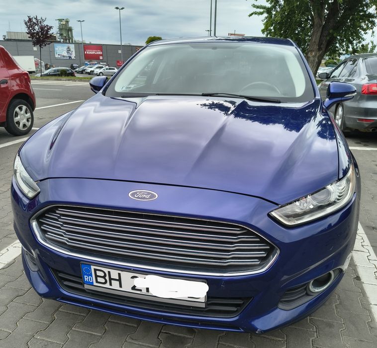 FORD Fusion 2015 — imagine 3