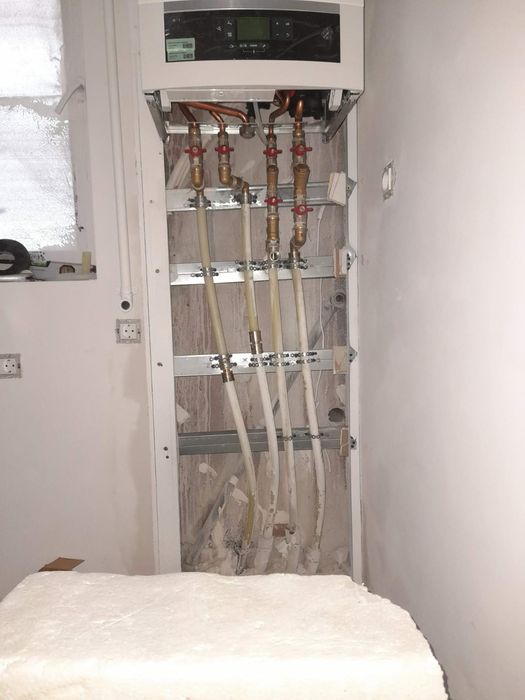 Instalator sanitar bucuresti  și ilfov non-stop (firma)