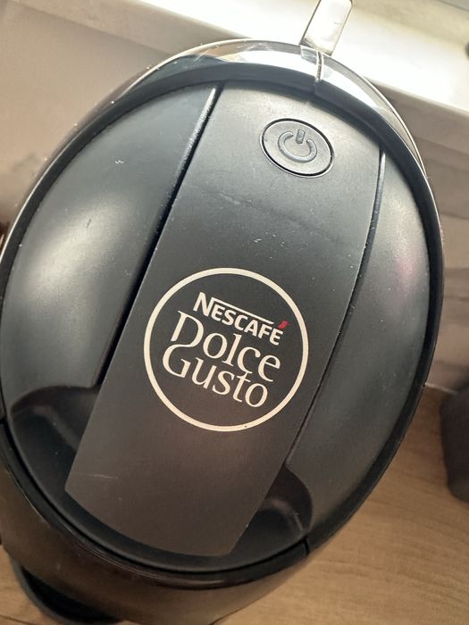 Кафе машина DeLonghi Nescafе Dolce Gusto