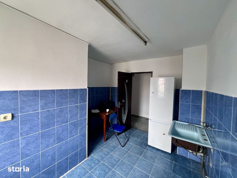 Apartament spatios, 3 camere, decomandat, 65 mp utili - Modern