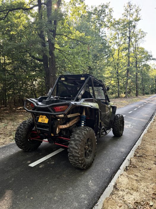 Polaris rzr 1000 (110cp)