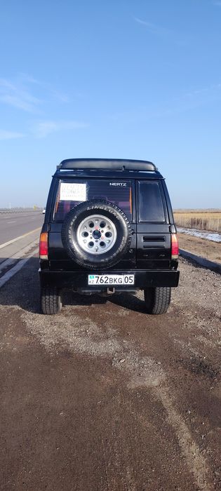 Автомобиль исузу труппер