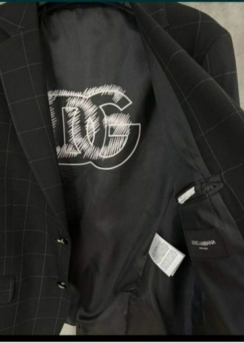 Costum DG calitate premium