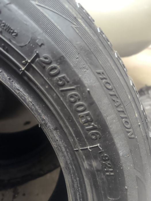 Продам зимние Шины 205/60/r16