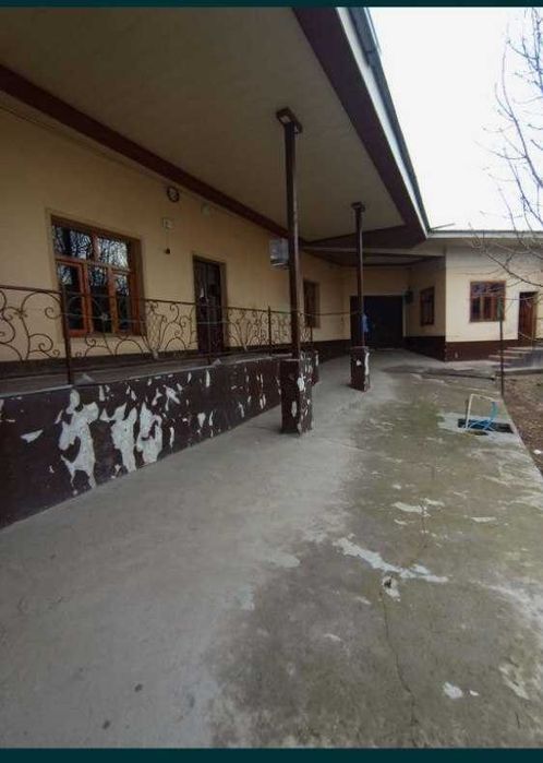 Nazarbekda fayzli hovli sotiladi