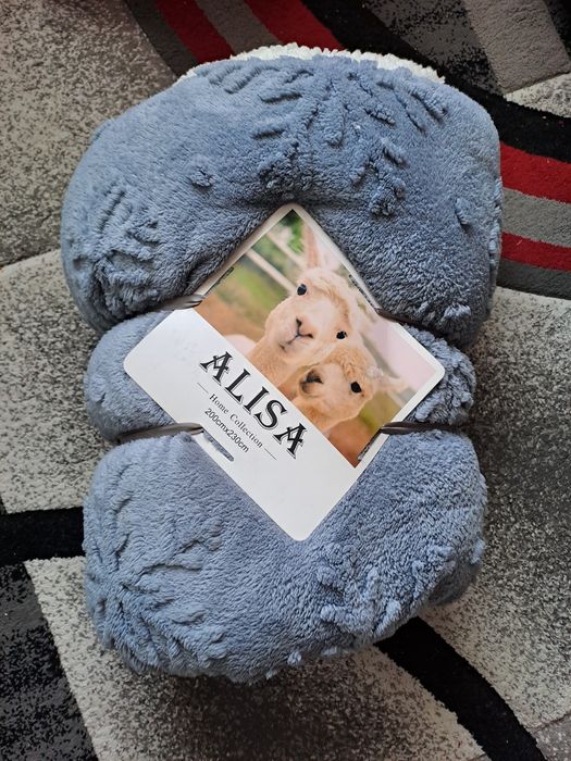 Patura cu blana pufoasa