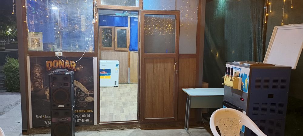 Фаст футхона сотилади