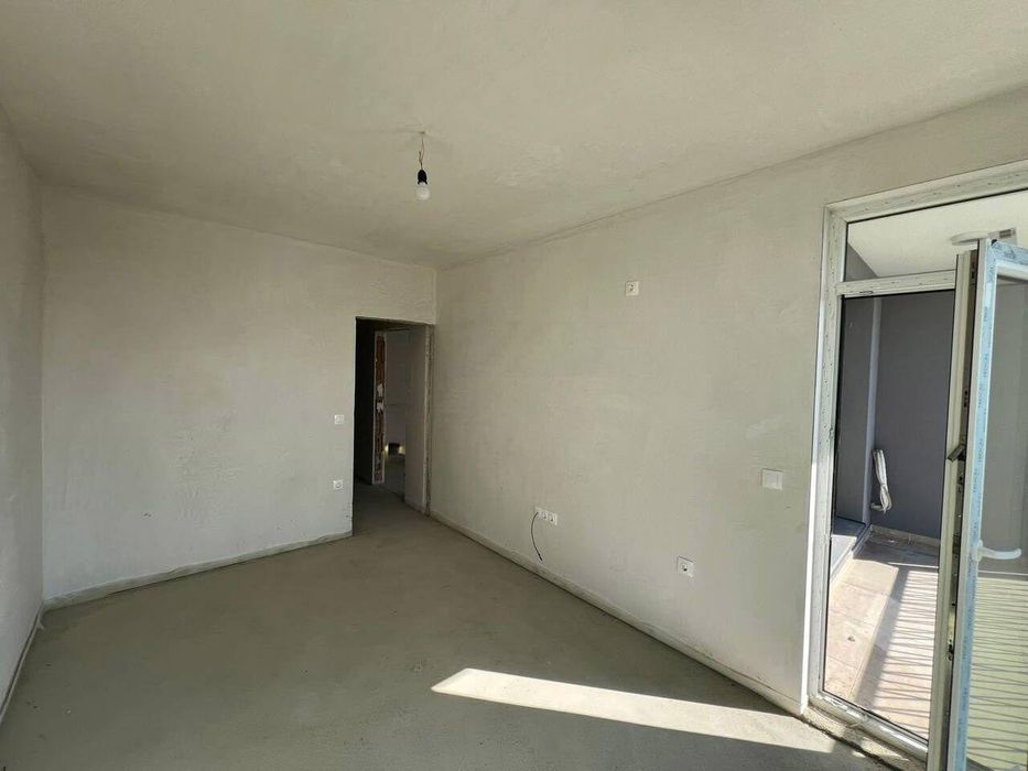 Продава се Двустаен апартамент в Бургас, Славейков - 63 кв.м за 875 €/кв.м - Снимка #1