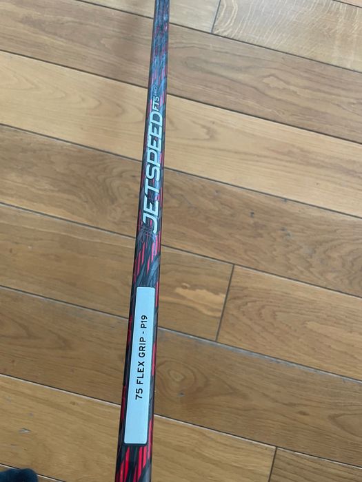 Хокей  стик CCM JETSPEED FT 5 PRO flex 75 , P19, лява лопатка .