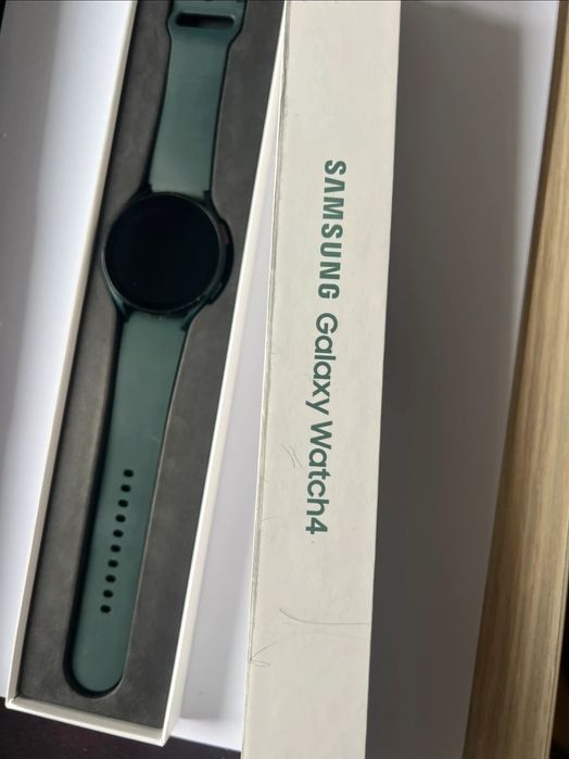 Samsung Galaxy Watch 4