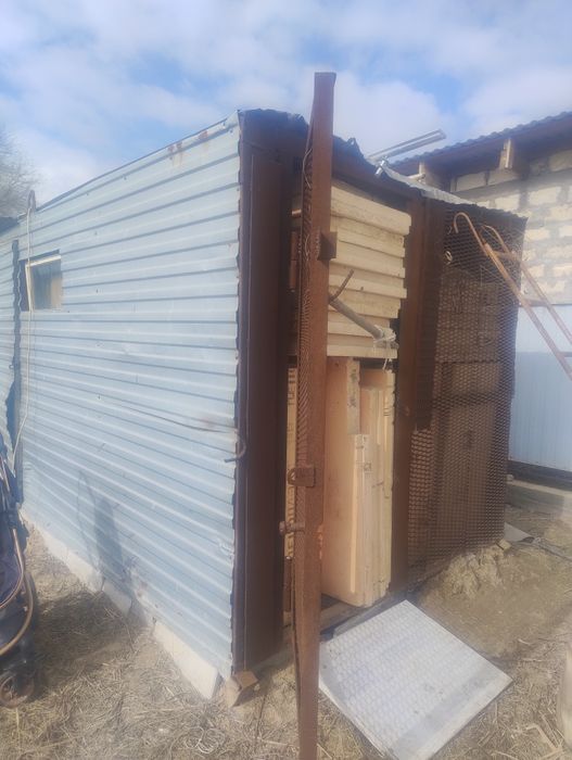 Продам баню размер 6 на 2.5м.