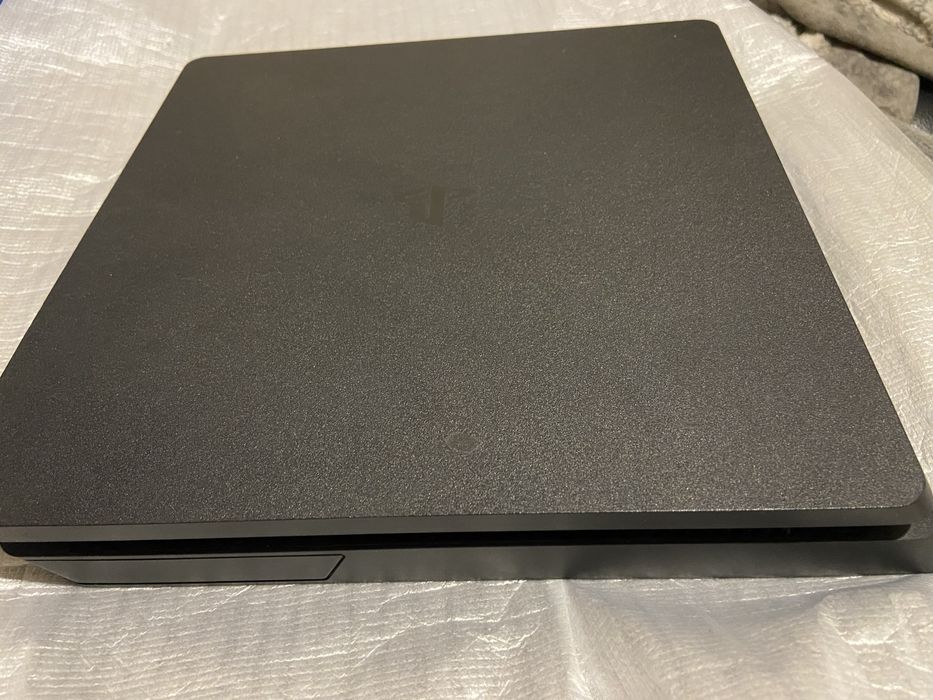 продам срочно пс 4 slim