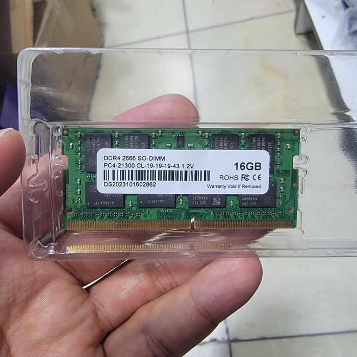 DDR4 16GB 2666 Sodimm гаратия есть, очень мало работал, доставка есть