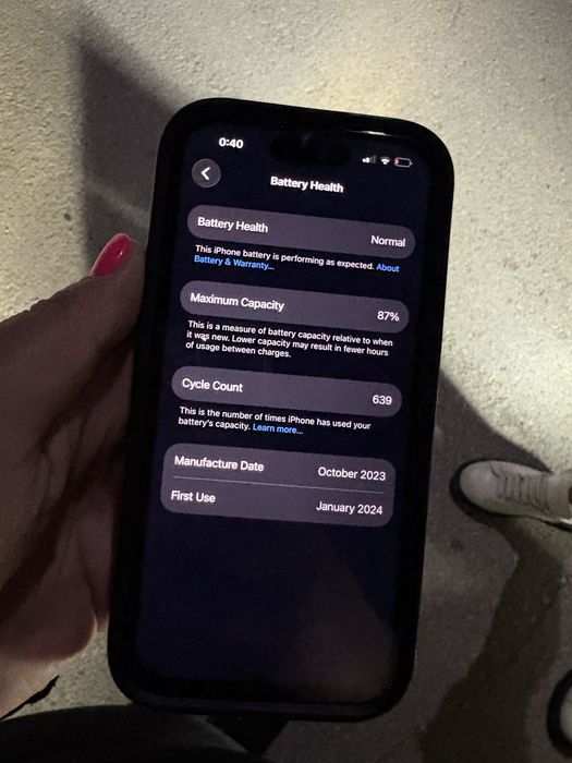 Продавам iphone 15