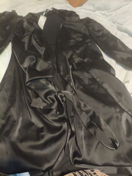 Срочно продаю платье .