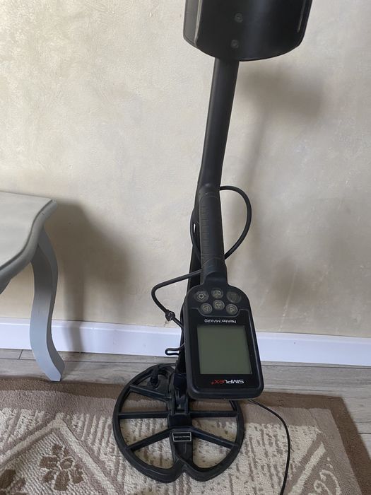 Продам металлоискатель и кимоно срочно