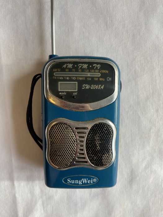 Радио мини на батарейках