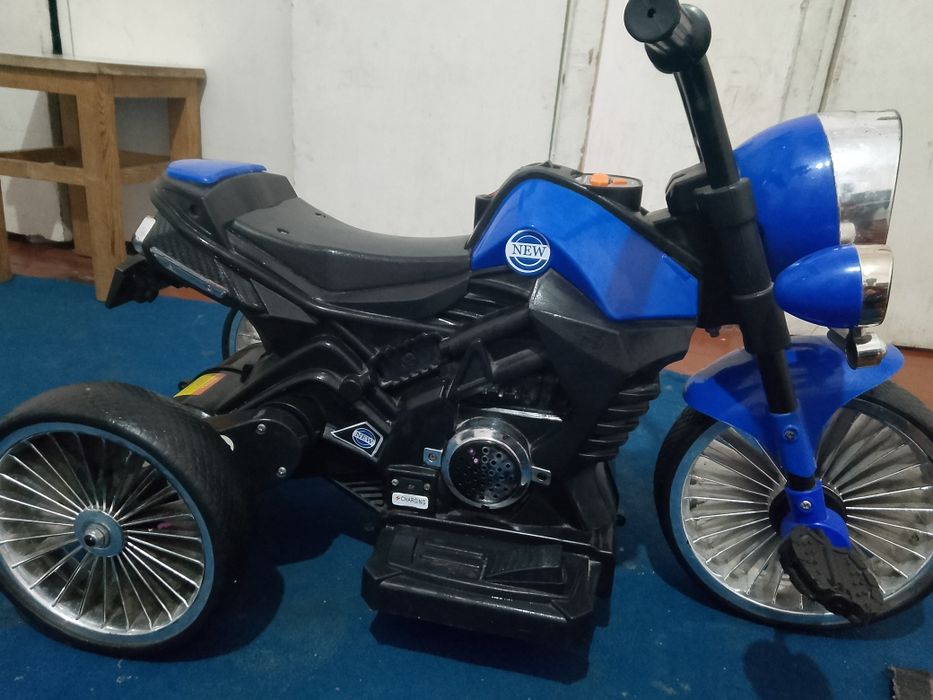 Assalomu alaykum matasikl sotiladi narhi keliwiladi