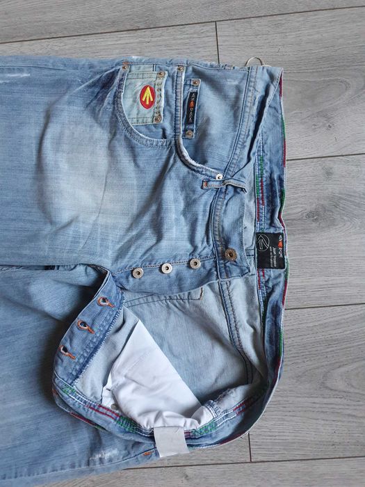 Blugi ENERGIE (Loose Fit) - Marime W38 (Talie 98 cm)