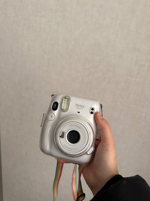 Продам instax mini