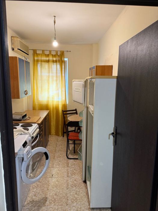 Дава се под наем Двустаен апартамент в София, Оборище - 45 кв.м за 357 € - Снимка #1