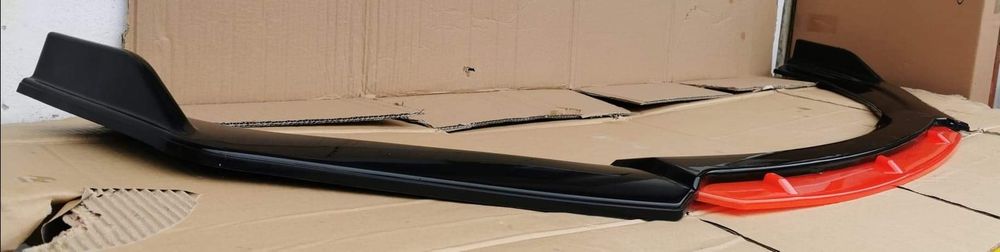 Splitter / prelungire bara fata universala negru lucios + rosu