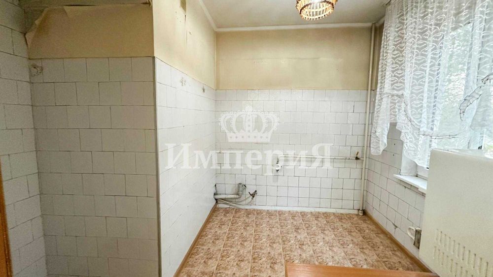 Продам 3 ком кв в ; мкрн Алишер Империя