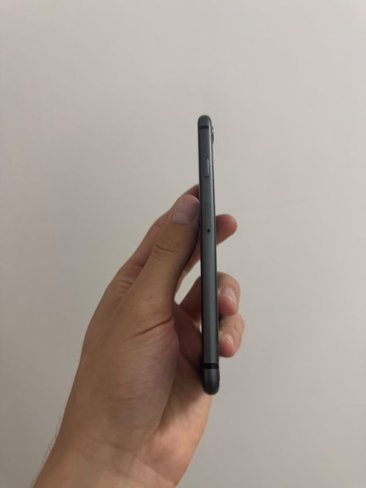Iphone 8 на 64 гиг