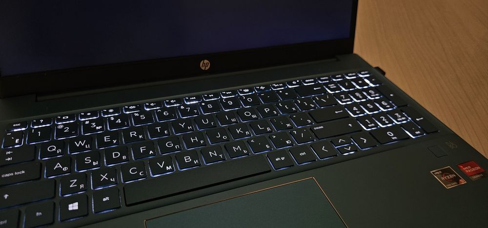 Kompyuter HP Pavilion Laptop sotiladi!