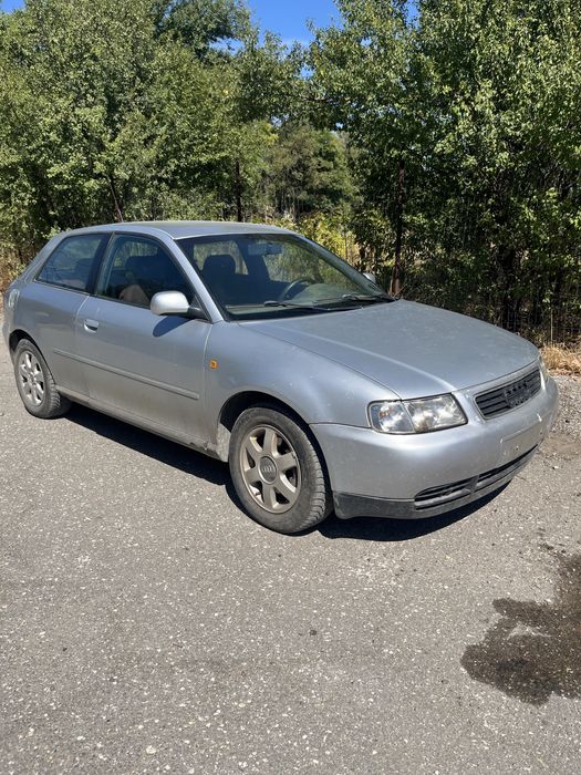 Audi A3 на части  2 и 4 врати 2бр.
