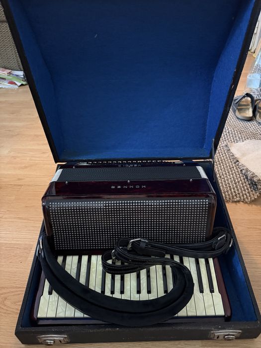 Acordeon HOHNER