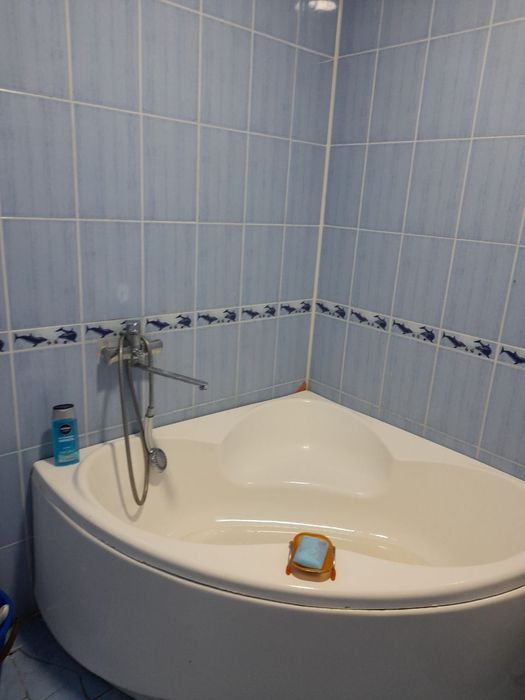 2 xonalik uy ijaraga beriladi.