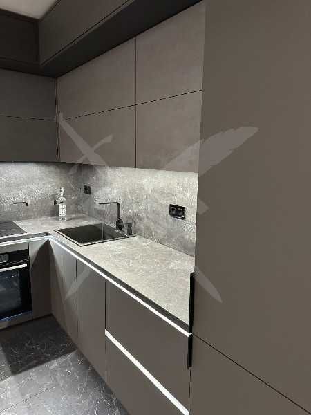 Продава се Двустаен апартамент в Пловдив, Център - 98 кв.м за 2041 €/кв.м - Снимка #6